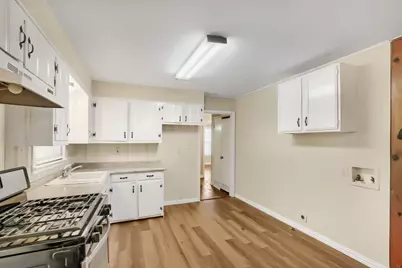 1811 W College Street, Sherman, TX 75092 - Photo 7