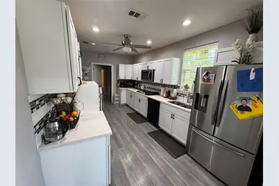 407 S Garrett Avenue, Dallas, TX 75223 - Photo 5