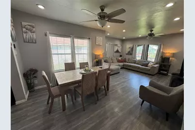 407 S Garrett Avenue, Dallas, TX 75223 - Photo 3