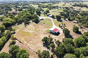 504 W Clay St, Montague, TX 76251 - Photo 31