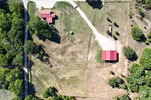 504 W Clay St, Montague, TX 76251 - Photo 33