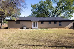 5920 Tourist Dr, North Richland Hills, TX 76117 - Photo 19