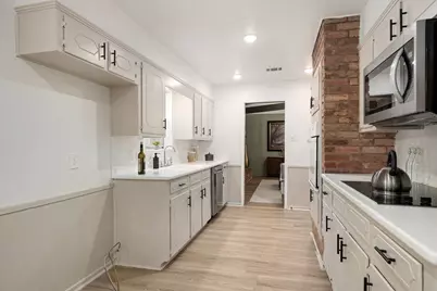 6305 Whitman Avenue, Fort Worth, TX 76133 - Photo 9