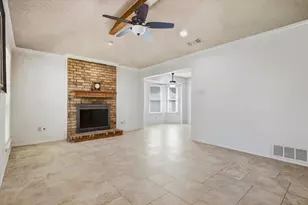 4202 Windhurst Dr, Arlington, TX 76015 - Photo 9
