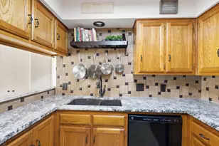 4202 Windhurst Dr, Arlington, TX 76015 - Photo 17