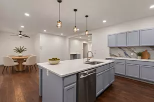 1207 E Russell Ave, Carrollton, TX 75006 - Photo 31