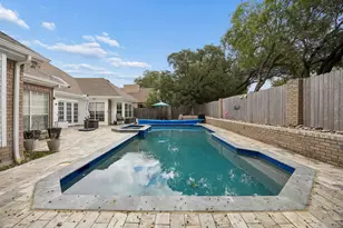 6422 Covecreek Pl, Dallas, TX 75240 - Photo 37