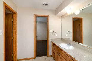 223 S Casa Grande Cir, Duncanville, TX 75116 - Photo 17