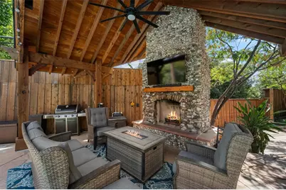 13666 Peyton Drive, Dallas, TX 75240 - Photo 3