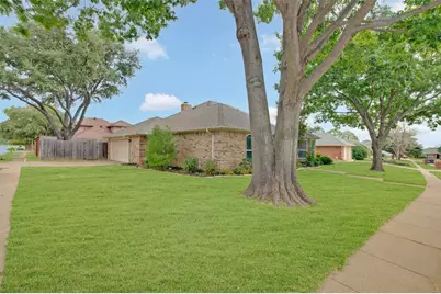 317 Kessler Drive, Euless, TX 76039 - Photo 3
