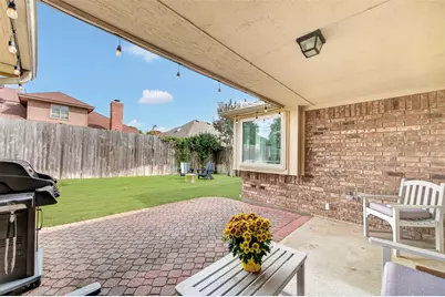 317 Kessler Drive, Euless, TX 76039 - Photo 17