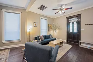 820 W Eigth St, Dallas, TX 75208 - Photo 3