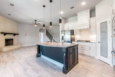 505 Livia Street, Burleson, TX 76028 - Photo 13