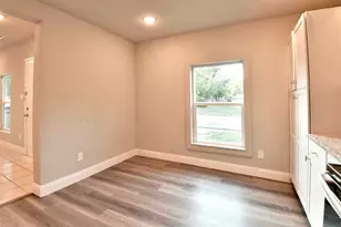 814 N Kentucky St, McKinney, TX 75069 - Photo 11
