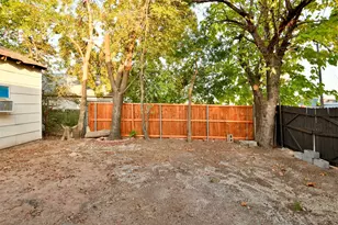 814 N Kentucky St, McKinney, TX 75069 - Photo 13