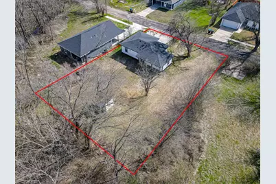 1112 Marshall Street, Greenville, TX 75401 - Photo 9