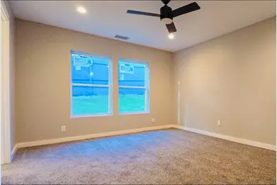 2821 Avenue L, Fort Worth, TX 76105 - Photo 5