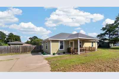 1054 Caroline, Bullard, TX 75757 - Photo 3