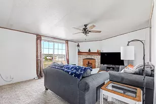 9217 Montana St, Joshua, TX 76058 - Photo 11