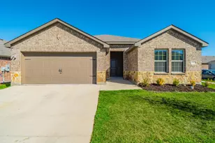 1842 Shady Elm Dr, Lancaster, TX 75146 - Photo 1