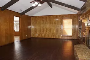 2701 Meadow Creek Dr, Bedford, TX 76021 - Photo 3