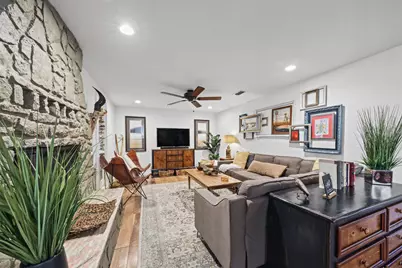 1118 Hidden Cove Trail, Granbury, TX 76049 - Photo 5