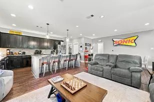 1302 Bagby Ave, Waco, TX 76706 - Photo 7