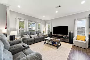 1302 Bagby Ave, Waco, TX 76706 - Photo 5