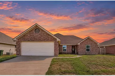 205 Quail Run, Aubrey, TX 76227 - Photo 1