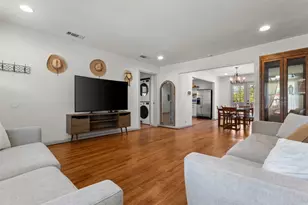 2006 Boyd St, Dallas, TX 75224 - Photo 5