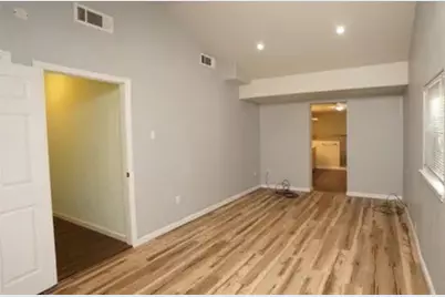 228 E Boyd Avenue, Bonham, TX 75418 - Photo 3
