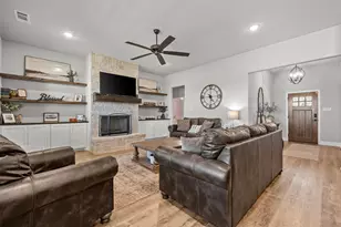 953 Co Rd 4764, Boyd, TX 76023 - Photo 11