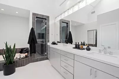 9123 Valley Chapel Lane, Dallas, TX 75220 - Photo 15