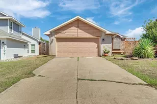 2129 Stradivarius Ln, Carrollton, TX 75007 - Photo 1