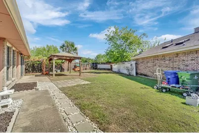 2129 Stradivarius Lane, Carrollton, TX 75007 - Photo 23