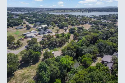 2810 Sky Harbour Drive, Granbury, TX 76049 - Photo 13