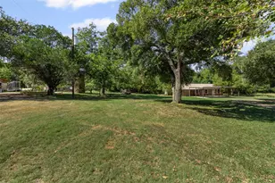 2810 Sky Harbour Dr, Granbury, TX 76049 - Photo 1