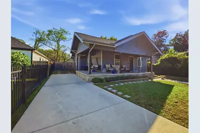 1328 Elmwood Avenue, Fort Worth, TX 76104 - Photo 1