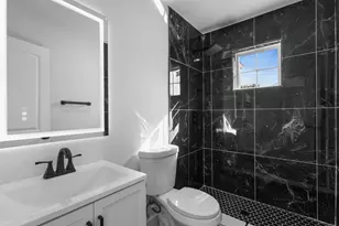715 Scott Dr, Arlington, TX 76012 - Photo 11