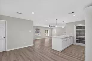 14910 Marsha Dr, Balch Springs, TX 75180 - Photo 13