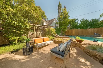 6826 Lakeshore Drive, Dallas, TX 75214 - Photo 37