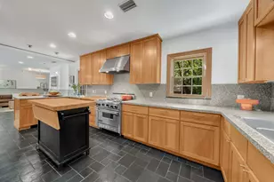 6826 Lakeshore Dr, Dallas, TX 75214 - Photo 11