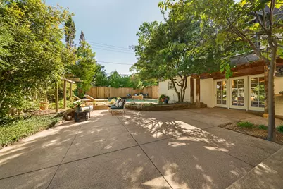 6826 Lakeshore Drive, Dallas, TX 75214 - Photo 35