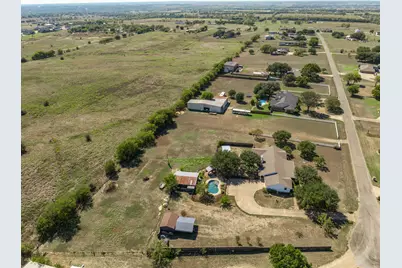 458 Mitchell Road, Lorena, TX 76655 - Photo 37