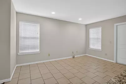 1712 S Waco Street, Van Alstyne, TX 75495 - Photo 7