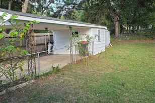 831 SE 18th St, Paris, TX 75460 - Photo 15
