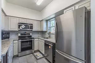 411 Pebble Way, Arlington, TX 76006 - Photo 13