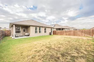 737 Blackhorse Trl, Fort Worth, TX 76247 - Photo 39
