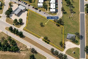3200 N Elm St, Denton, TX 76207 - Photo 1