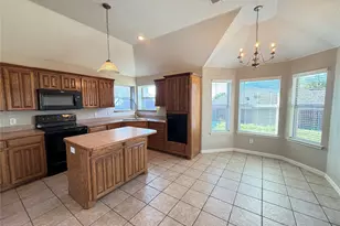 5932 Highcrest Dr, Watauga, TX 76148 - Photo 9